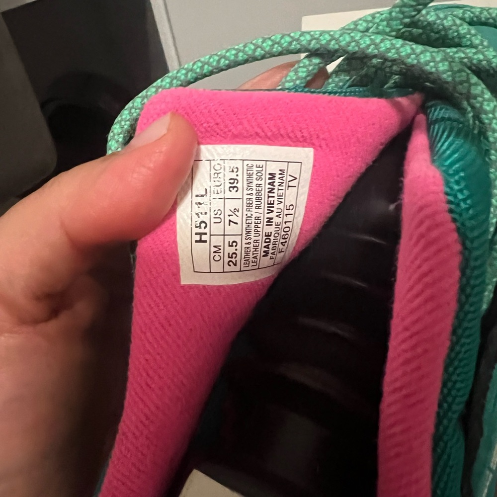 ASICS sneakers - Picture 4 of 4